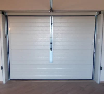 Vantaggi delle porte da garage basculanti: la scelta ideale per la tua casa
