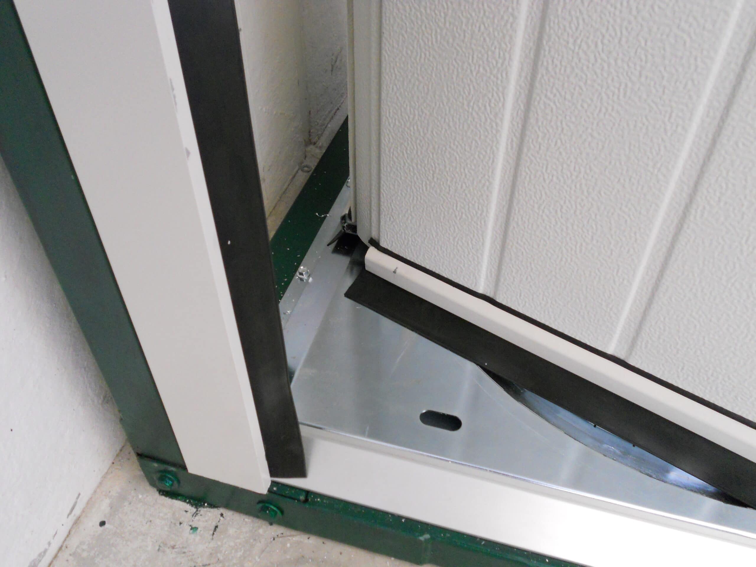 Portone sezionale laterale PHENIX Breda 04 Porta Per Garage Sezionale Laterale MODEL L