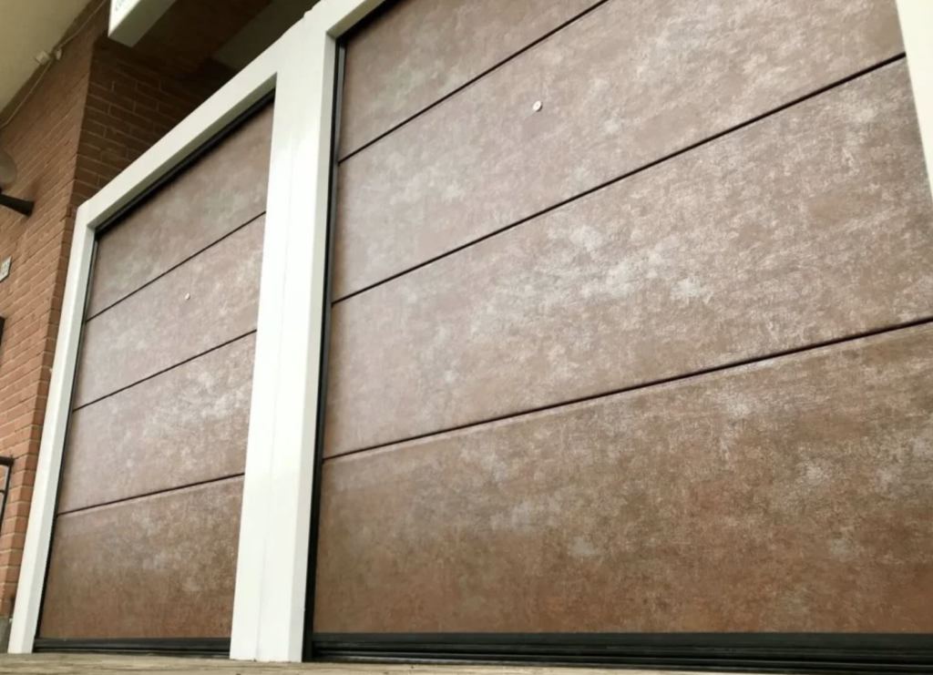 Cupis, il portone in legno che si adatta a tutto!