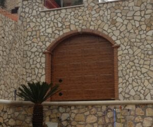 Porte per Garage | Portoni a Libro | Omega Professional Roma