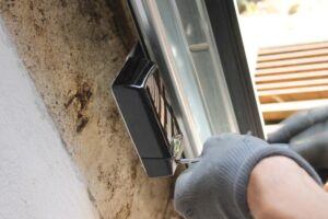 Sostituzione fotocellule porte per garage